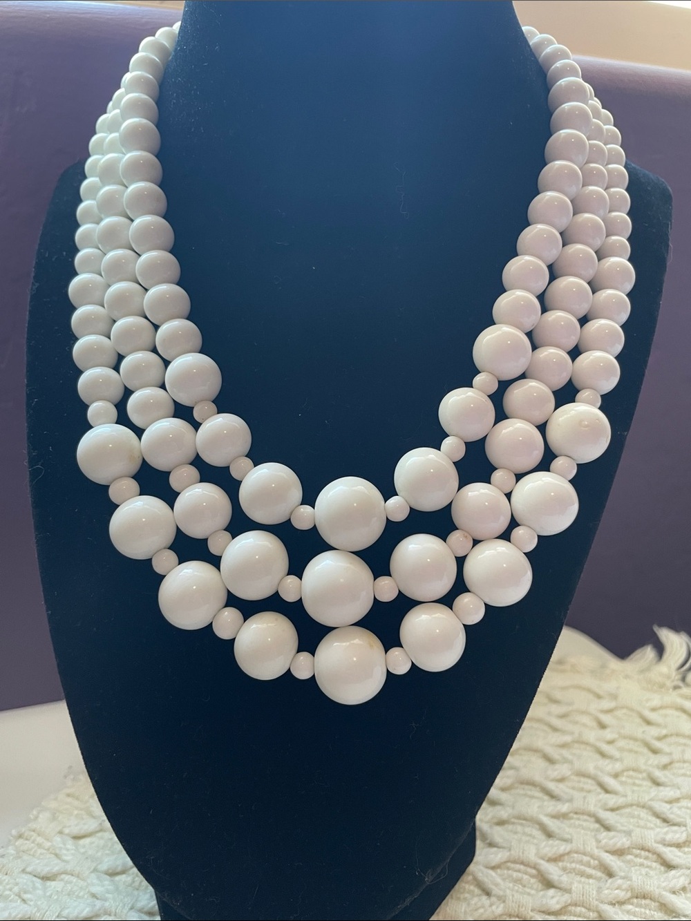 VTG CORO THREE STRAND MILK GLASS NECKLACE